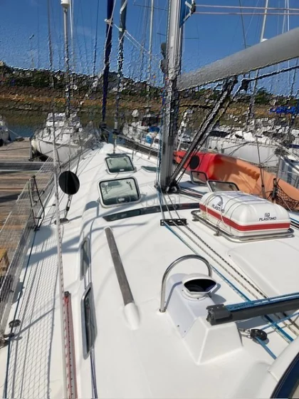 Velero OCEANIS 473 CLIPPER