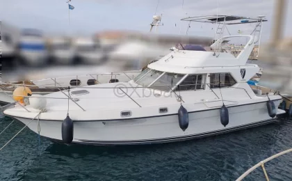 Barco a motor usado FAIRLINE 36 SEDAN