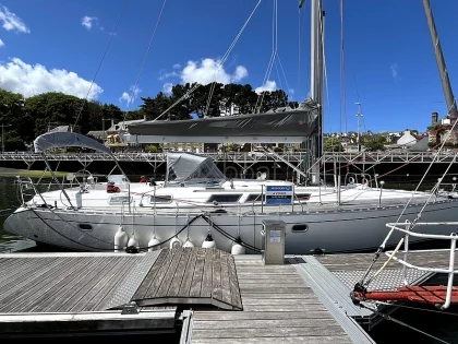 Velero DUFOUR 48 