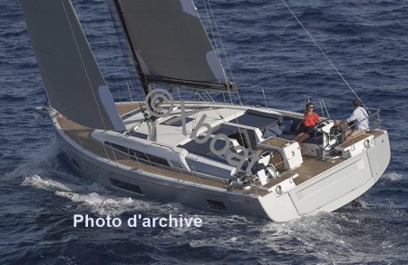 Velero OCEANIS 51.1