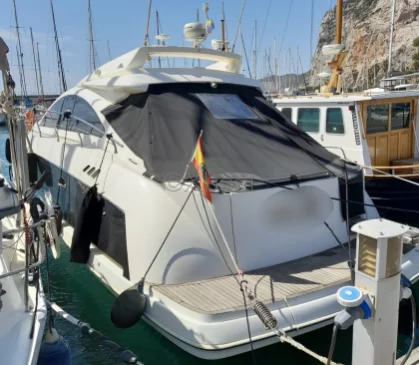 Barco a motor usado Astondoa 43 Open Hard Top