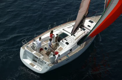OCEANIS 43