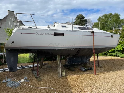 OCEANIS 320