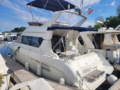 Barco a motor usado SILVERTON 362 FLY SEDAN