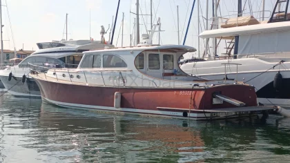 Barco a motor usado VICEM 50