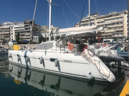 Velero PRIVILEGE 585