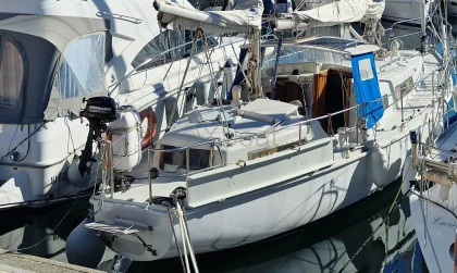 Velero AMEL EUROS 41
