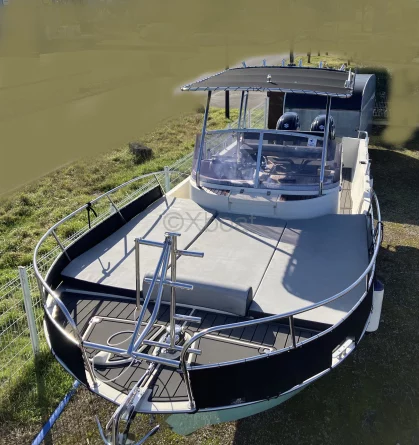 Barco a motor usado ESPADON 800