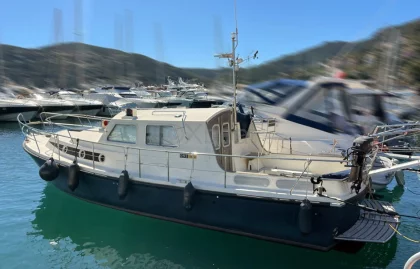 Barco a motor usado ONJ 10.20