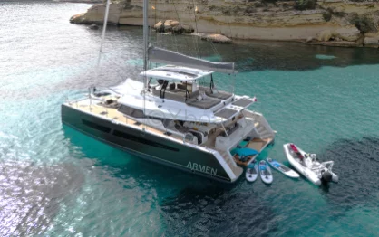 Velero Samana 59
