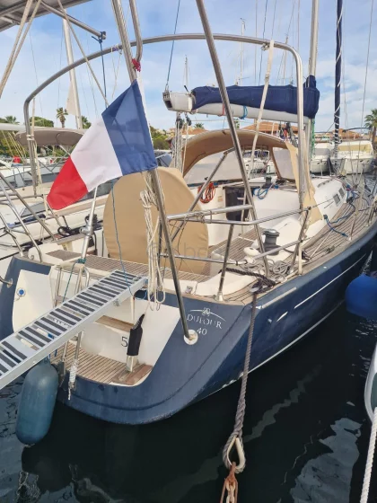 Velero DUFOUR 40 PERFORMANCE