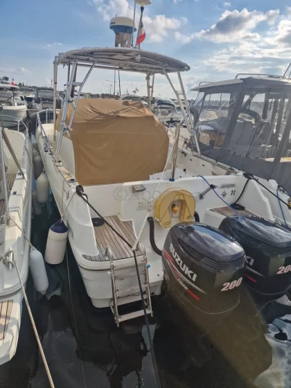 Barco a motor usado CAP CAMARAT 8.5 WA